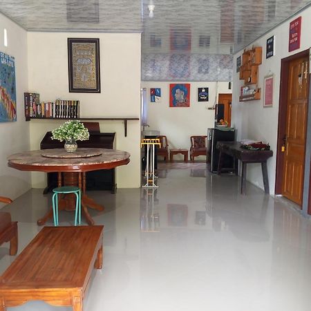 Air Manis Secret Surfcamp Appartement Taluk Batung Buitenkant foto
