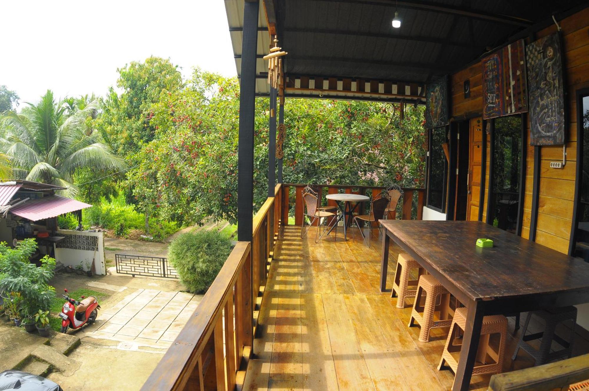 Air Manis Secret Surfcamp Appartement Taluk Batung Buitenkant foto